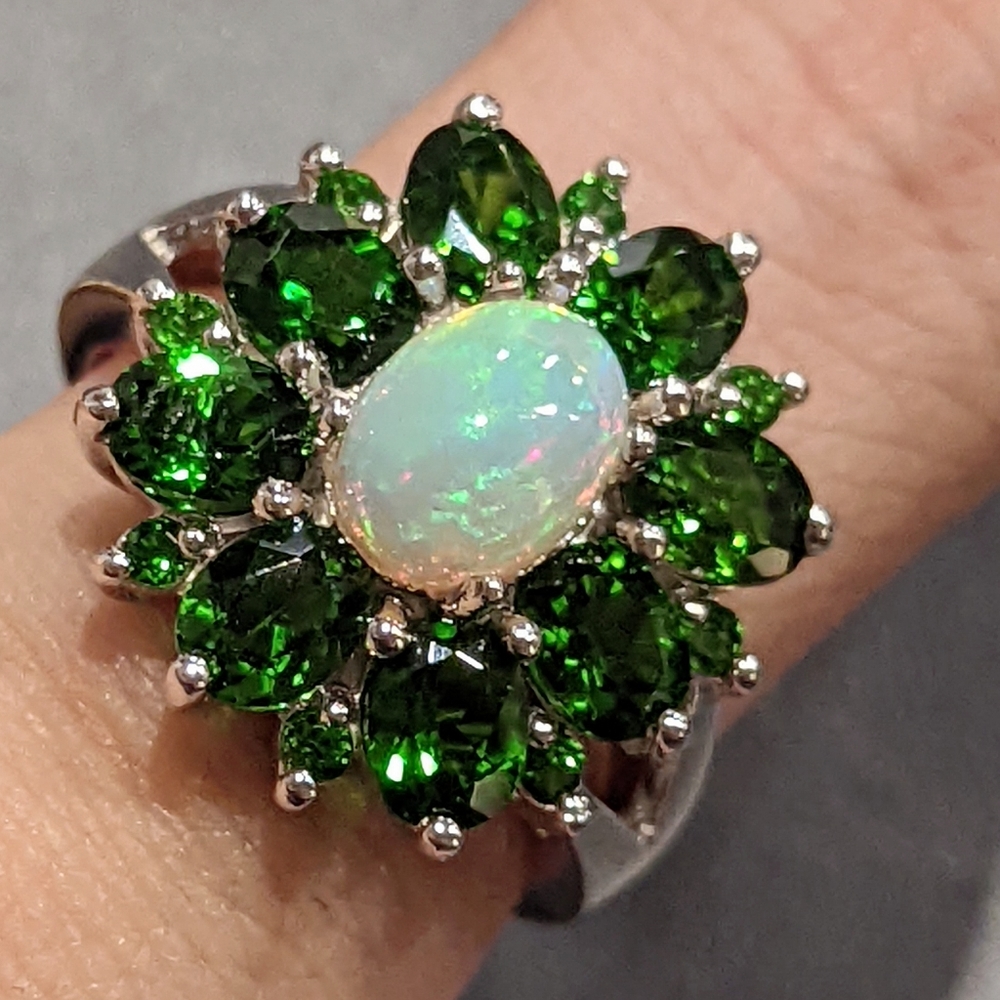 Genuine white Opal and chrome diopside cocktail ring. Size 7